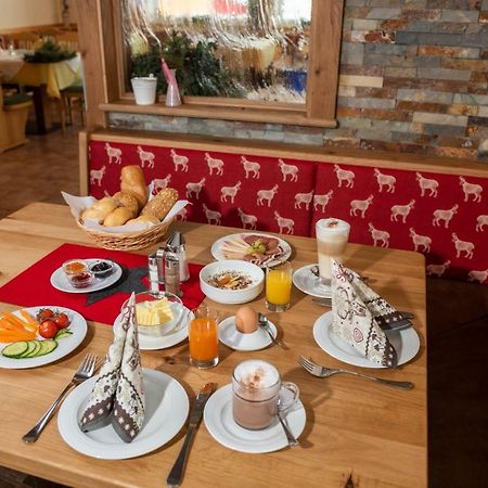 Hotel & Appartement Auerhahn Obertauern Ngoại thất bức ảnh